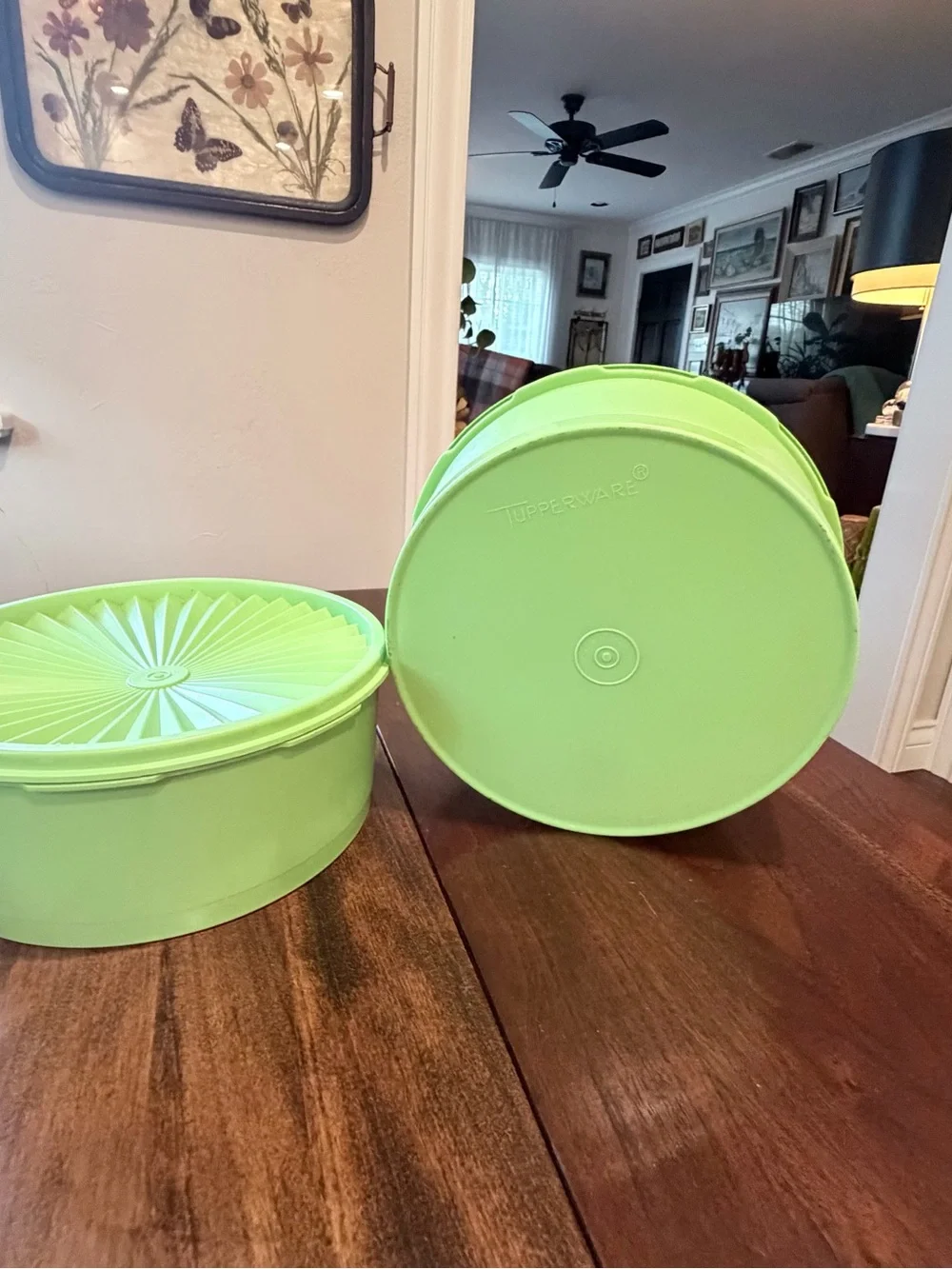 2 Vtg TUPPERWARE #1204 Lime Green Canister w/#1205 Sealing Lids USA